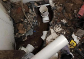 官渡区附近水管维修